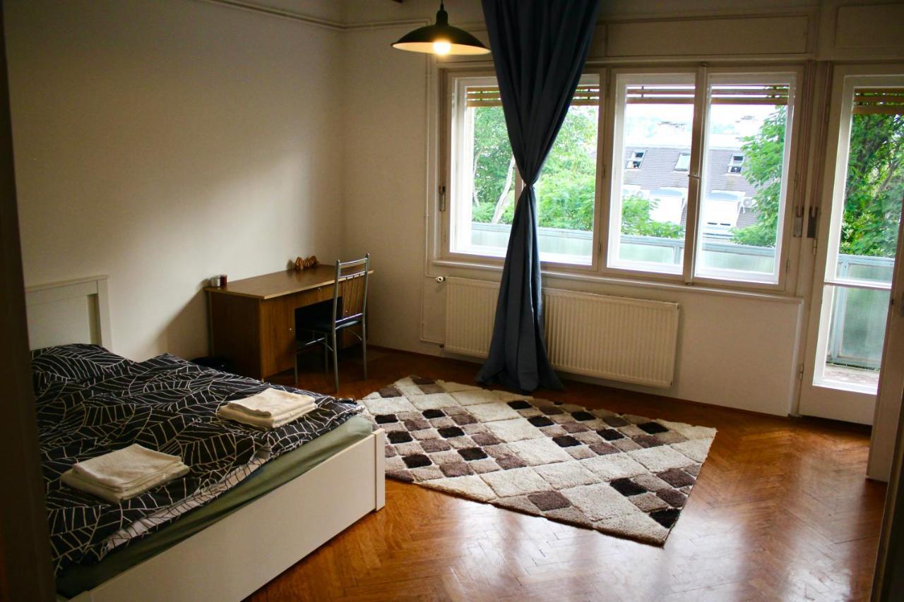 Castle Stallion Apartment Budapest Luaran gambar
