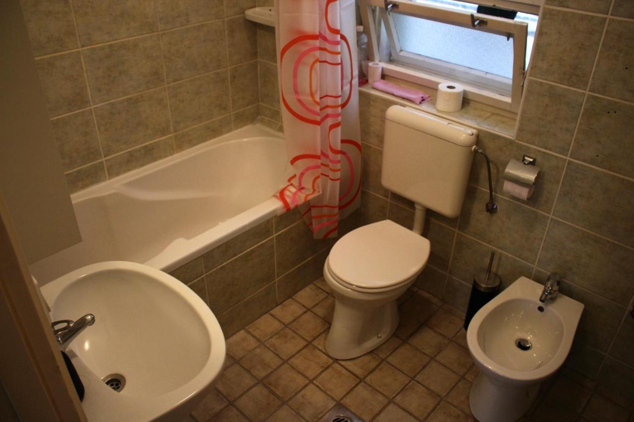 Castle Stallion Apartment Budapest Luaran gambar
